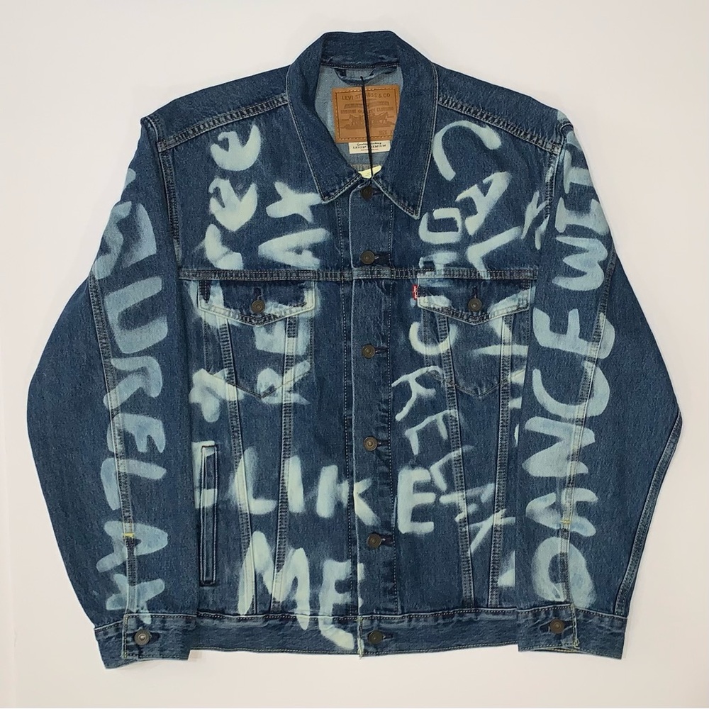 Levi's Premium Denim The Trucker Graffiti Jacket-Size XL New - Picture 2 of 12